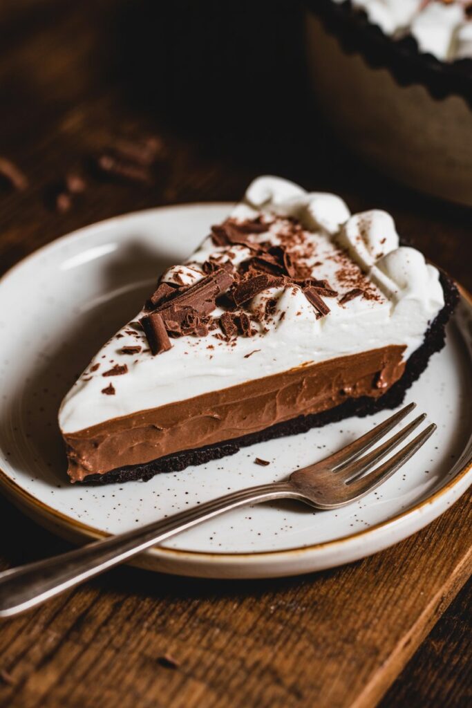 No-Bake Chocolate Cream Pie