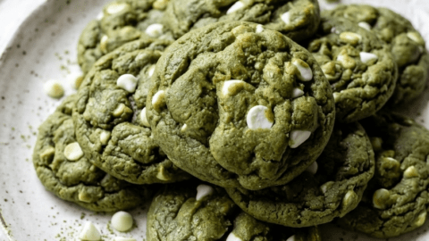 plate-of-matcha-white-chocolate-chip-coo_P9h_fG3BW32wqrubqv8_FA__qKTfzonRXOSq_WUVnWgow